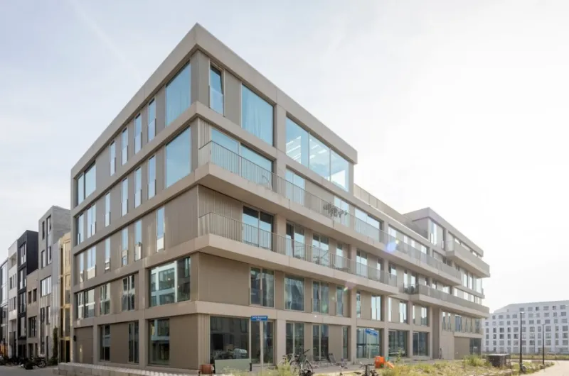 Building apart together - CPO in Amsterdam