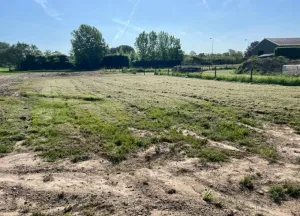 Bouwgrond Recht-op pad