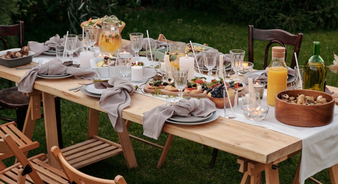 Creëer de perfecte picknick met de juiste tuinmeubelen en accessoires