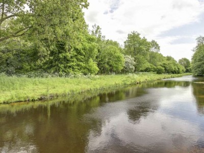 Bouwgrond Achterweg links naast 38