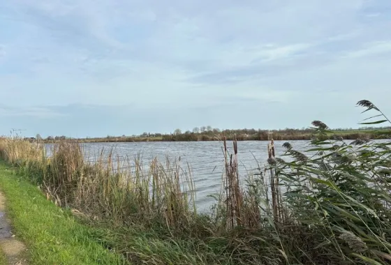 Bouwgrond aan de Amsteldijk Zuid  B)