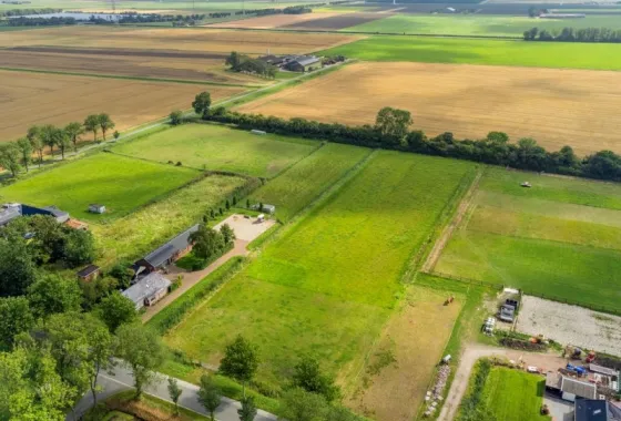 Bouwgrond Meedhuizerweg (kavel links)