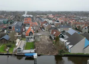Bouwgrond Zuideinde 14 A